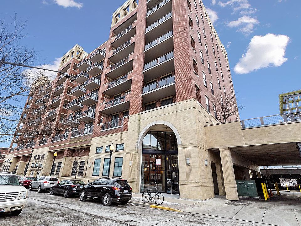 1st image of 811 W 15th Pl Unit 510