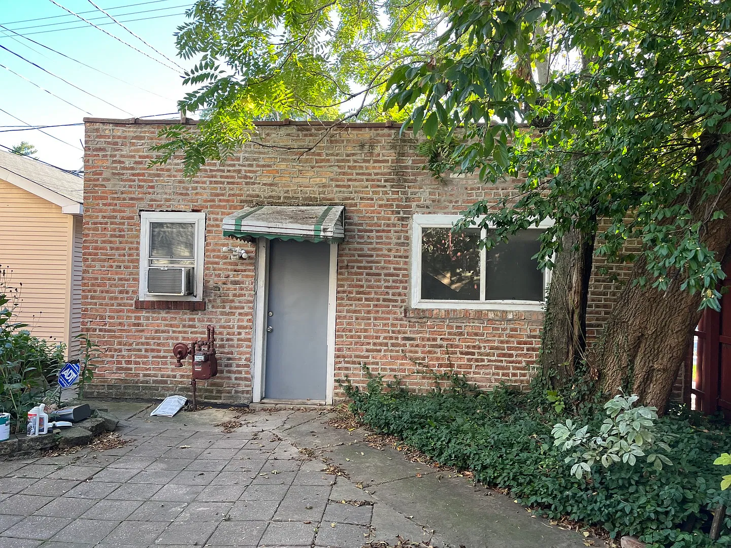 1 bed, 400 sqft, $750 — Photo 2