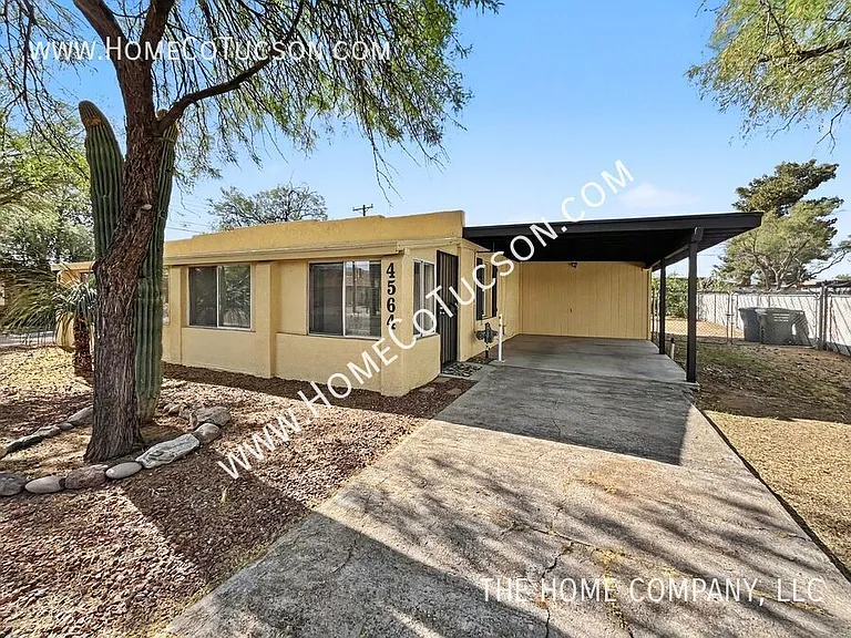 4564 E Seneca St — Photo 1