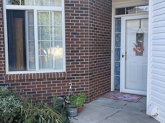 2nd image of 8438 S Tularosa Ct