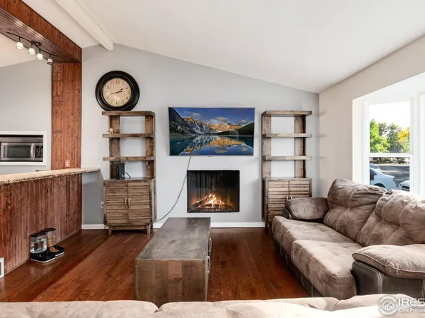 669 Buchanan Ln, Longmont, CO 80504