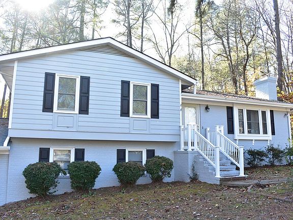 4th image of 1205 Tanglewood Dr