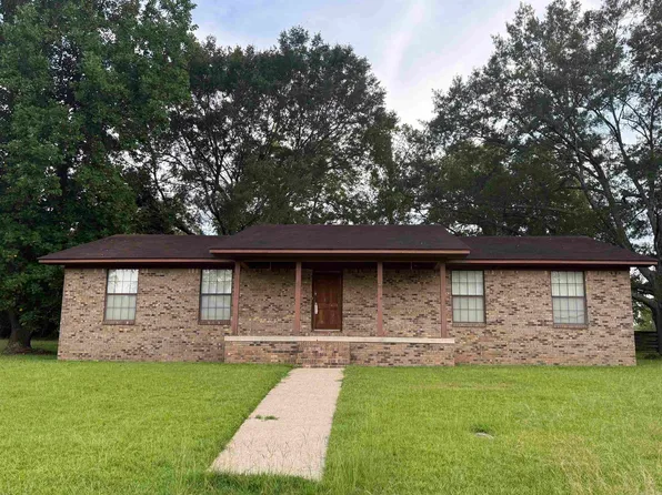 1313 Park St, Nashville, AR 71852