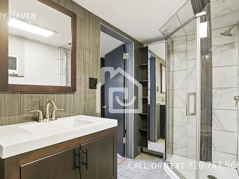 802 S Sherman St — Photo 14