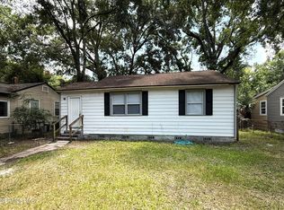 1043 Westbrook Cir E, Jacksonville, FL 32209