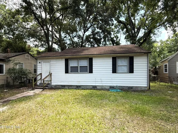 1043 WESTBROOK Circle E, Jacksonville, FL 32209