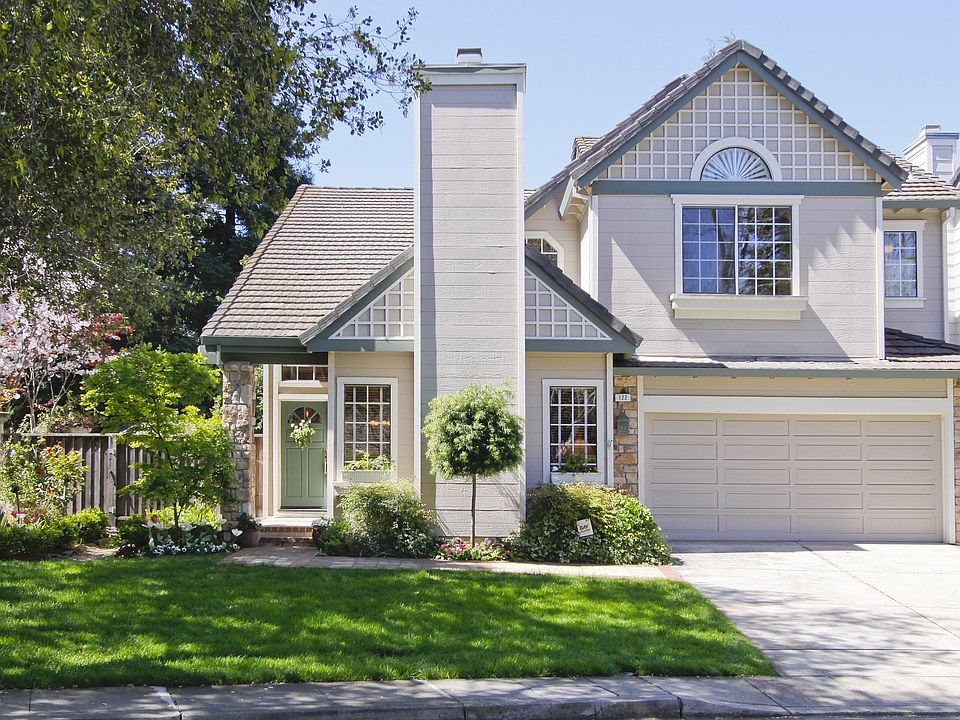 1st image of 122 Danbury Ln