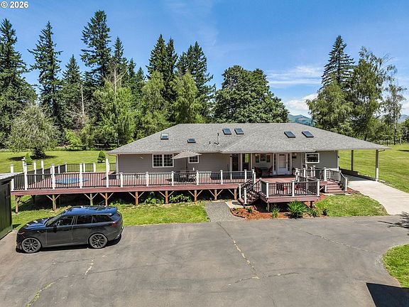 2nd image of 814 SE 357th Ave