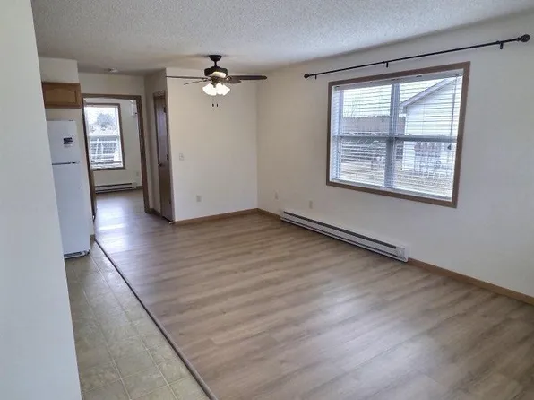 1300-1326 Charlotte St, Hammond, WI 54015