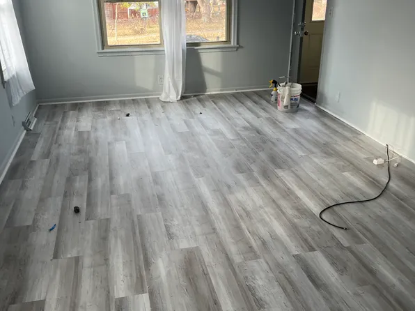 828 Upton Ave N #2, Minneapolis, MN 55411