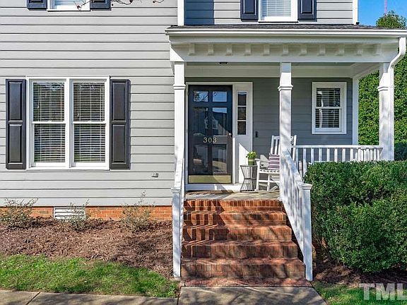 3rd image of 303 Satinwood Dr