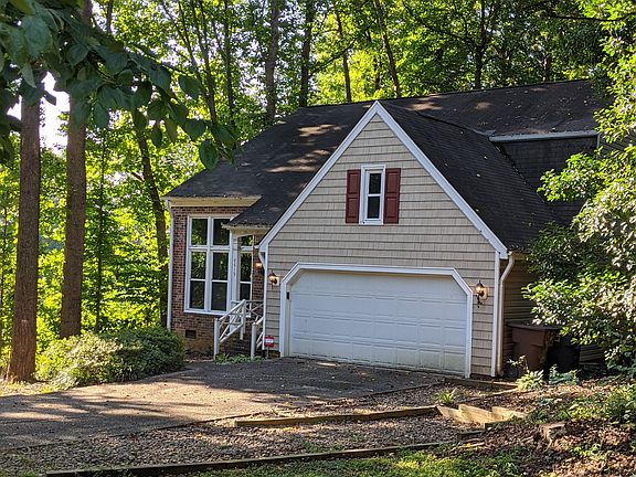 2nd image of 4619 Country Woods Ln