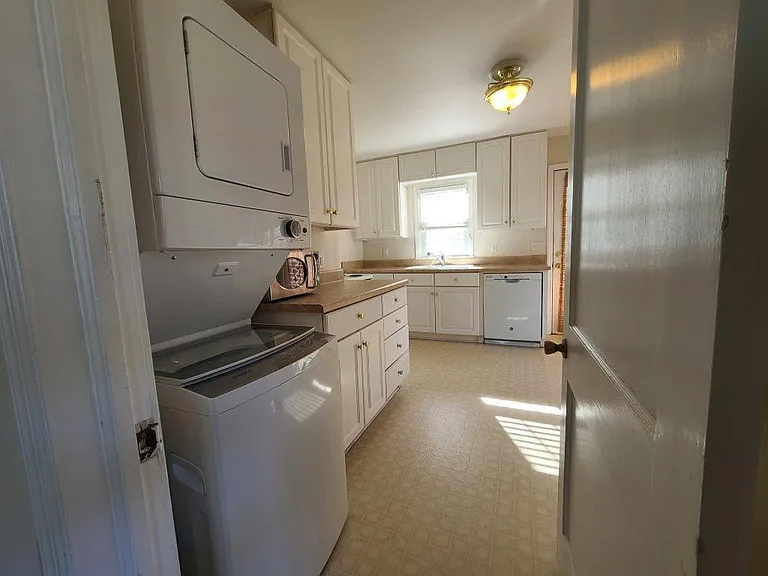 229 Urban Dr — Photo 8