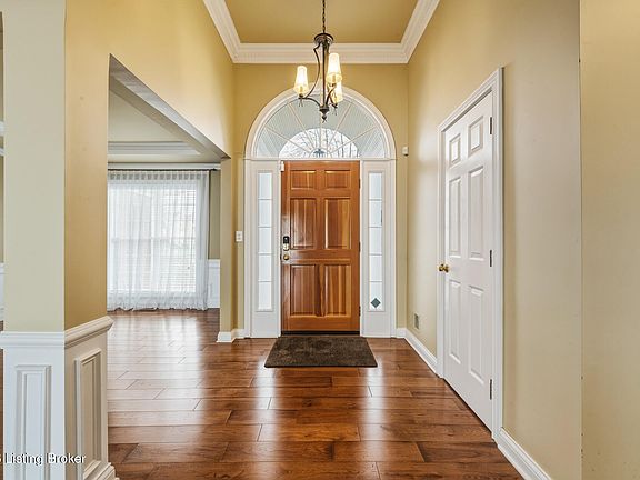 3rd image of 3125 Indian Lake Dr