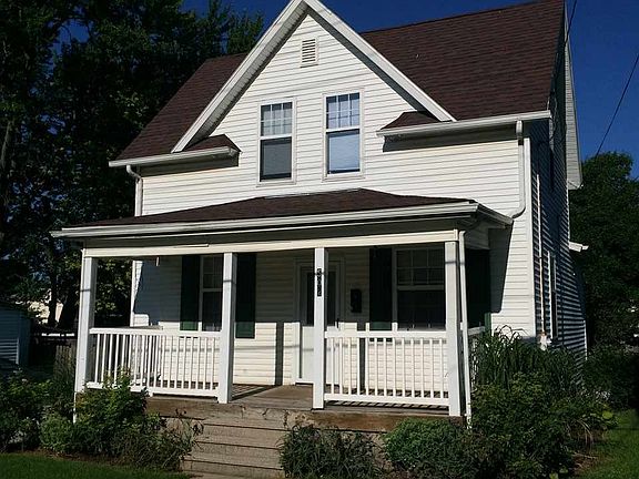 2nd image of 502 Garden St