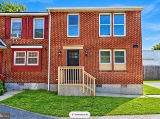 12 Kings Grant Way, Wilmington, DE 19802