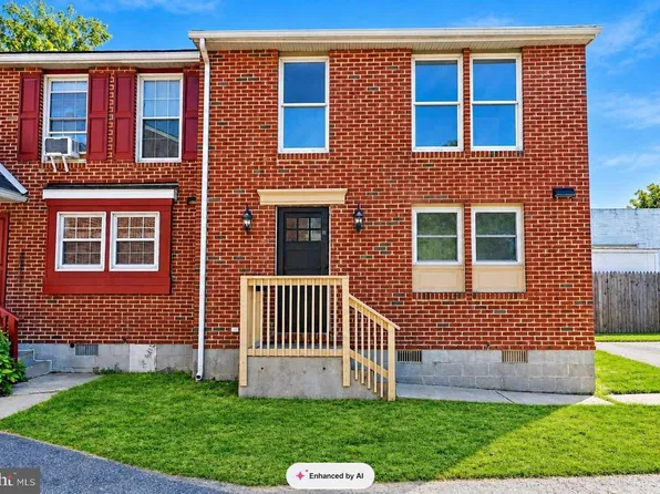 12 Kings Grant Way, Wilmington, DE 19802
