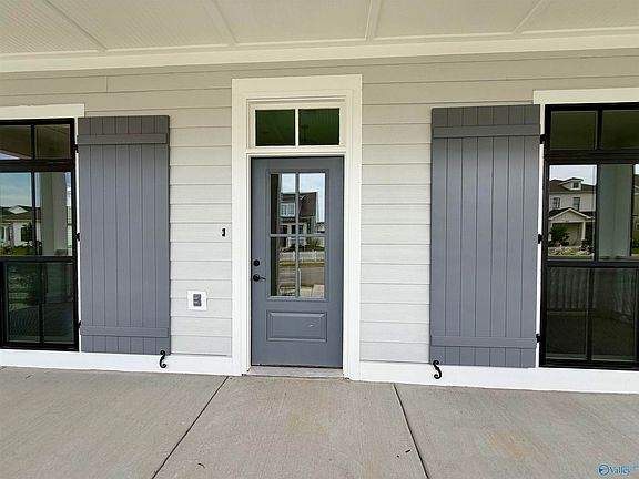 3rd image of 238 Arcadian Way