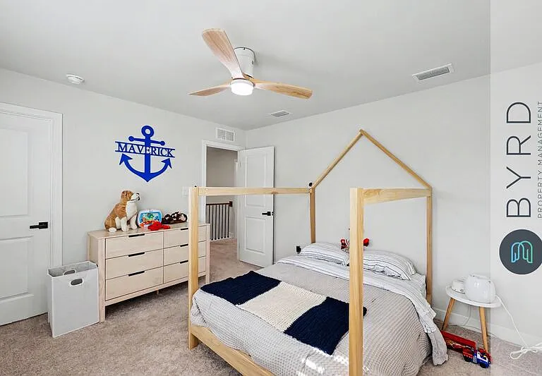 18606 Holly Crest Dr — Photo 29