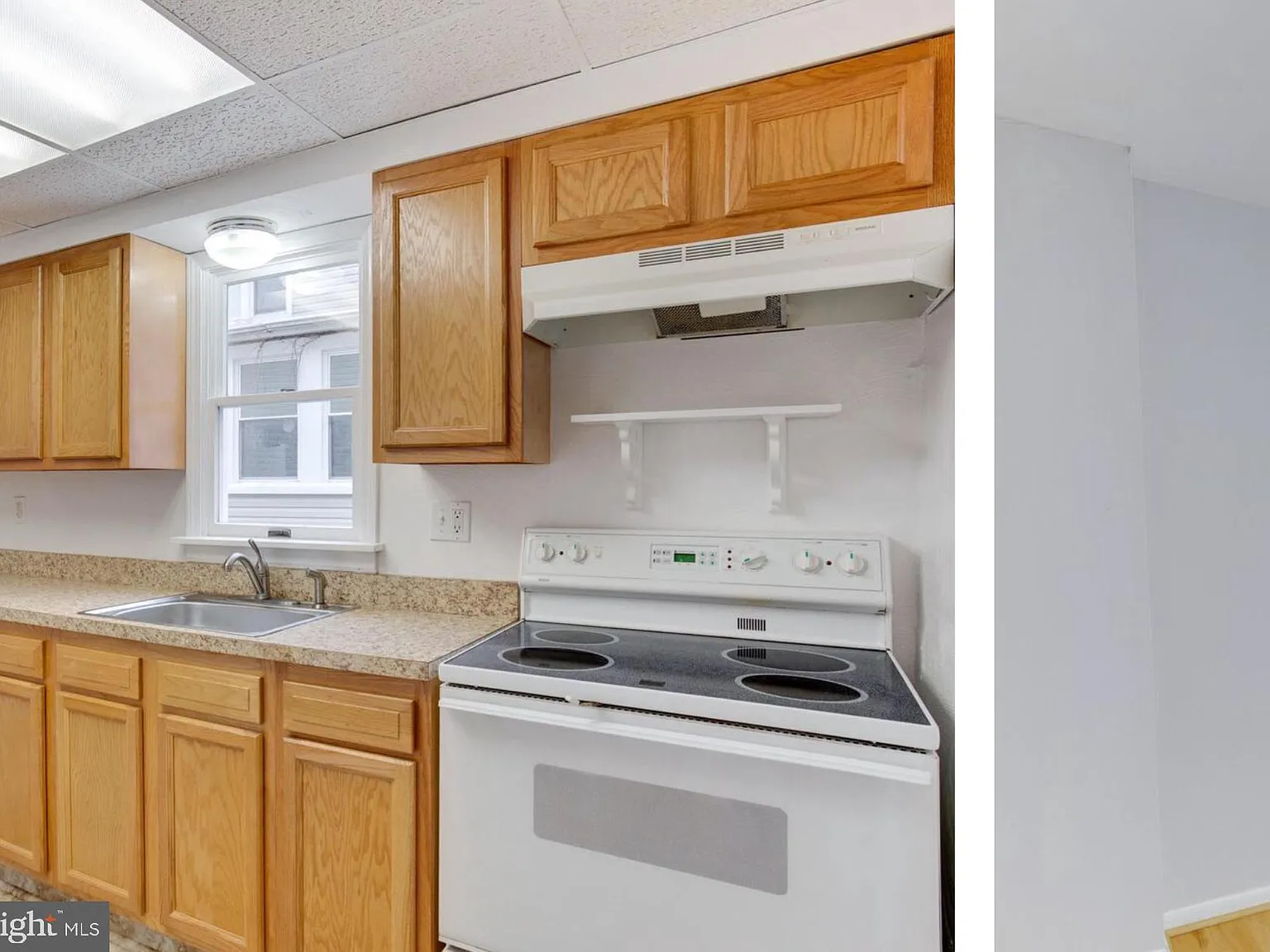 2 bed, 1.0 bath, 2709 sqft, $1,798 — Photo 2