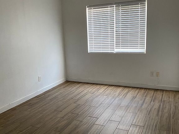 3rd image of 9351 Cellini Ave APT C