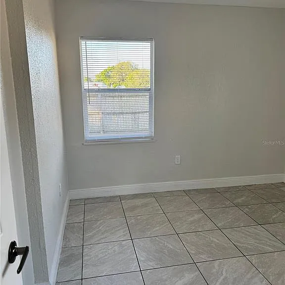 1112 Martin St #C — Photo 6