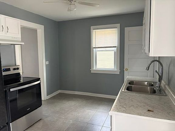 3rd image of 1122 17th St