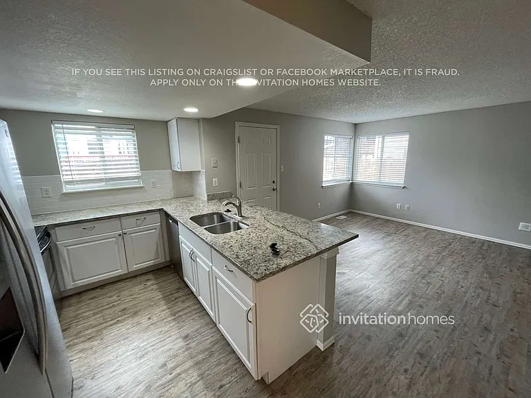 12274 Glencoe St — Photo 10