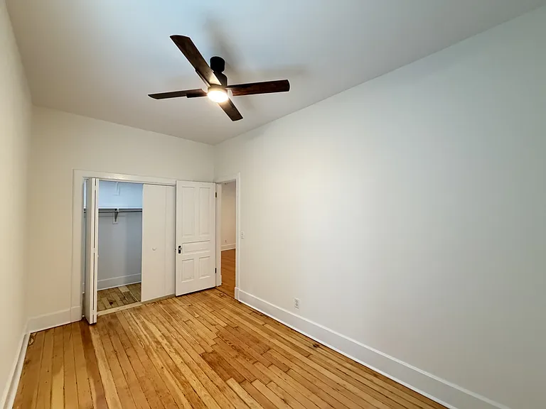 1111 W Roscoe St #2C — Photo 13