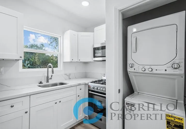 2527 Tuberose St #1 — Photo 12