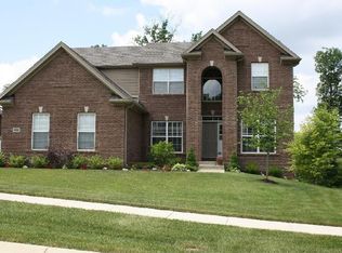 402 Davenport Dr, Louisville, KY 40245