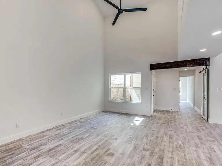 2156 Kessler Ct #27 — Photo 16