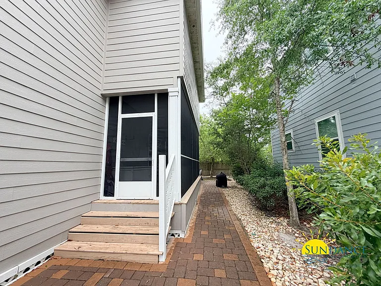 137 Golf Villa Dr — Photo 40