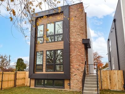 3015 N Normandy Ave, Chicago, IL, 60634