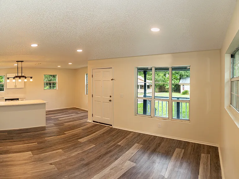 5414 Alta St — Photo 11