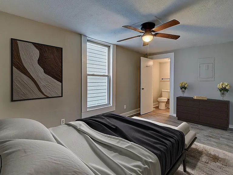 1023 S State Ave #1 — Photo 14