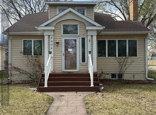 2404 W Charles St, Grand Island, NE 68803