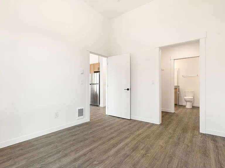 2508 SE 32nd Ave — Photo 40