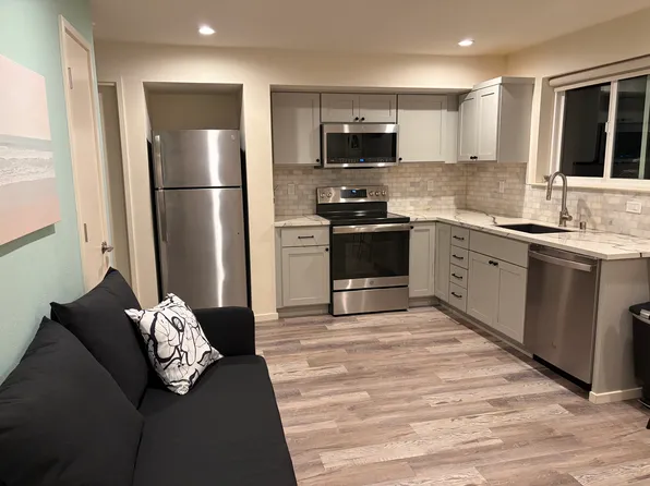 955 Irving St #B, Montara, CA 94037