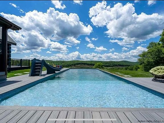 4th image of 103 Breezy Hill Road #1