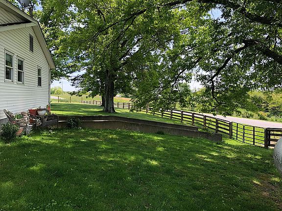 Side of Home / Street Side