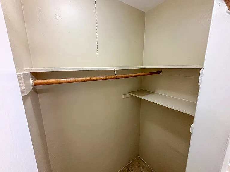 1800 NE 24th Ave #2 — Photo 8
