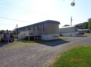 108 Bank St, Surgoinsville, TN 37873