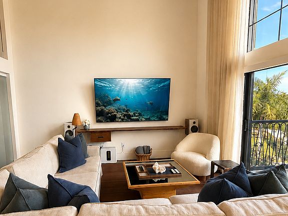 4th image of 101 N Clematis St APT 312