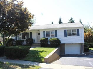 12 Mount Pleasant Rd, West Haven, CT 06516