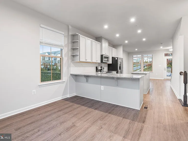 3442 Jacobs Ford Way — Photo 4
