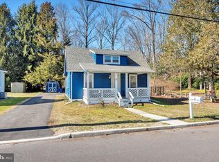 12 Carver Ave, Clementon, NJ 08021