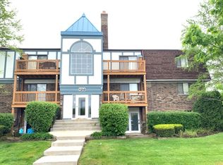 120 S La Londe Ave APT 1F, Addison, IL 60101