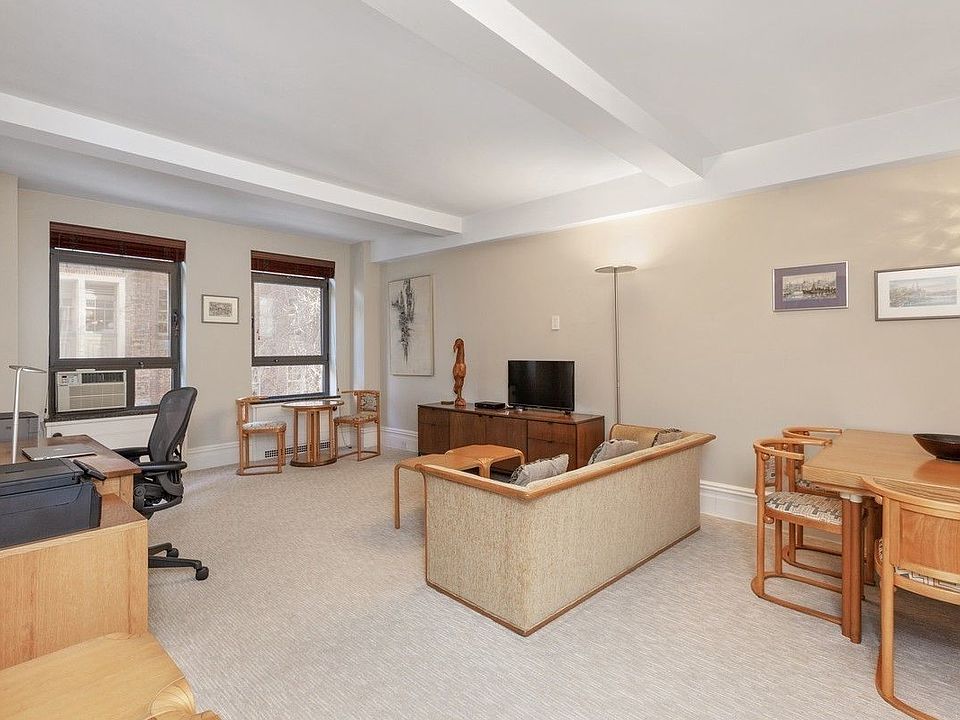 1st image of 2 Beekman Pl #3B