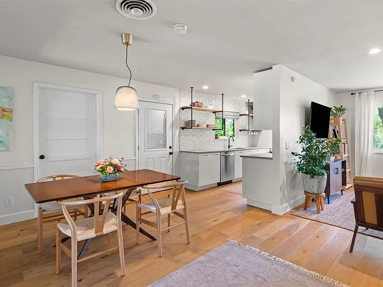 3207 Carol Ann Dr — Photo 11